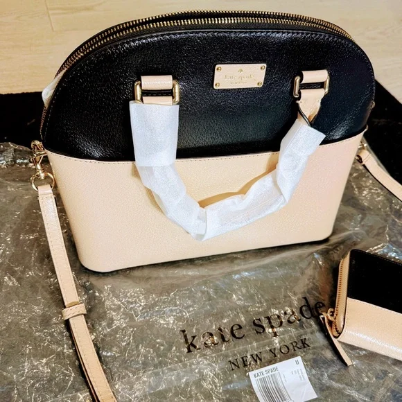 Kate Spade Purse New York Grove Street Carli Crossbody Black/Cream Wallet Clutch - Picture 3 of 9